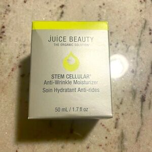 Juice Beauty Stem Cellular anti-wrinkle moisturizer
